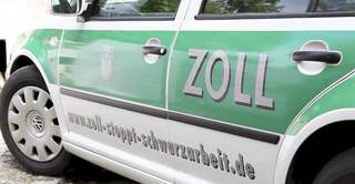  — © Zoll