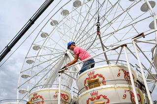  — © Berny Meyer