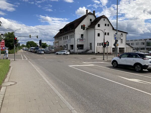 — © B 25 Kreuzung DKB Brühl/©StBA Ansbach