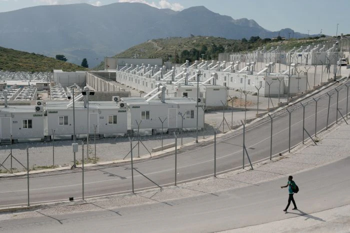 — © ©Gesamtsieger Lorenz Mehrlich "Gestrandet auf Samos"