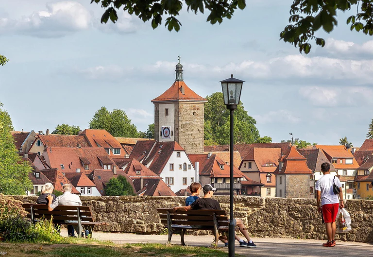 — © Burggarten Rothenburg o.d.T/Tourismus Service Rothenburg/©W. Pfitzinger