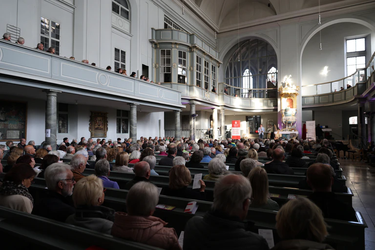  — © ©Zeynel Dönmez