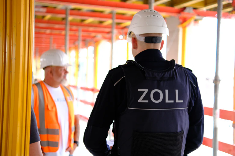 — © ©Zoll