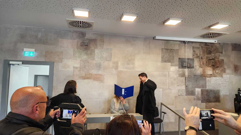  — © © Dirc Walke