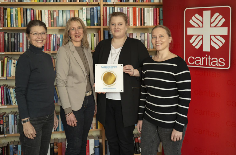  — © © Andreas Riedel