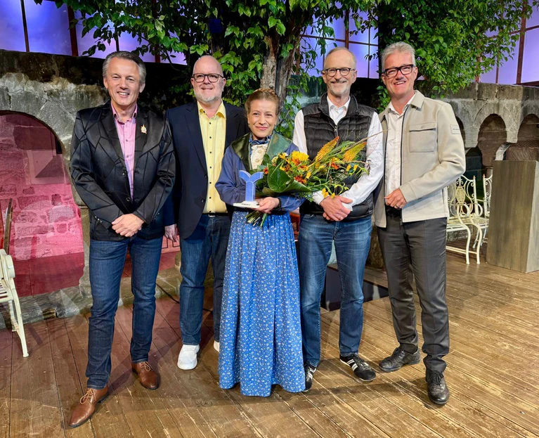  — © © Dr. Maria Wüstenhagen