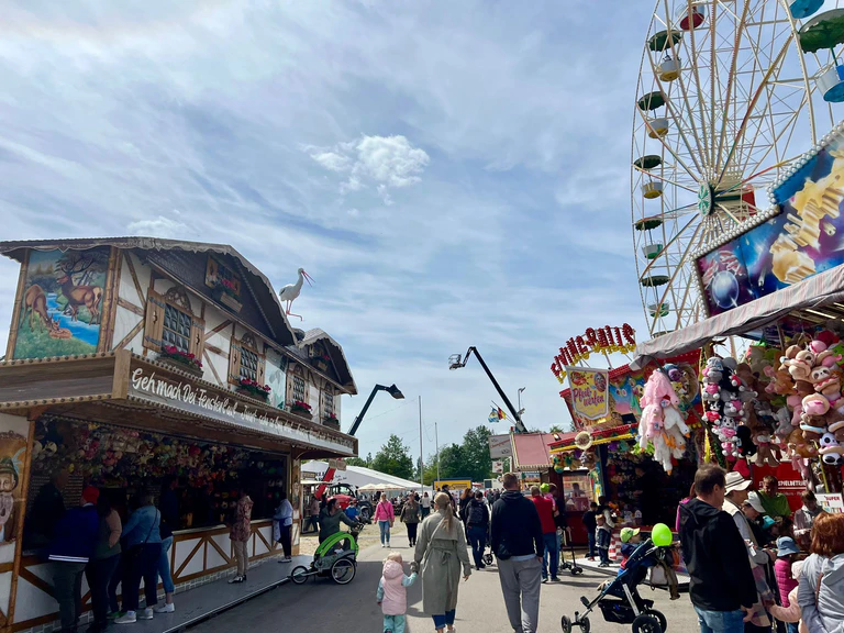  — © Bianca Albert