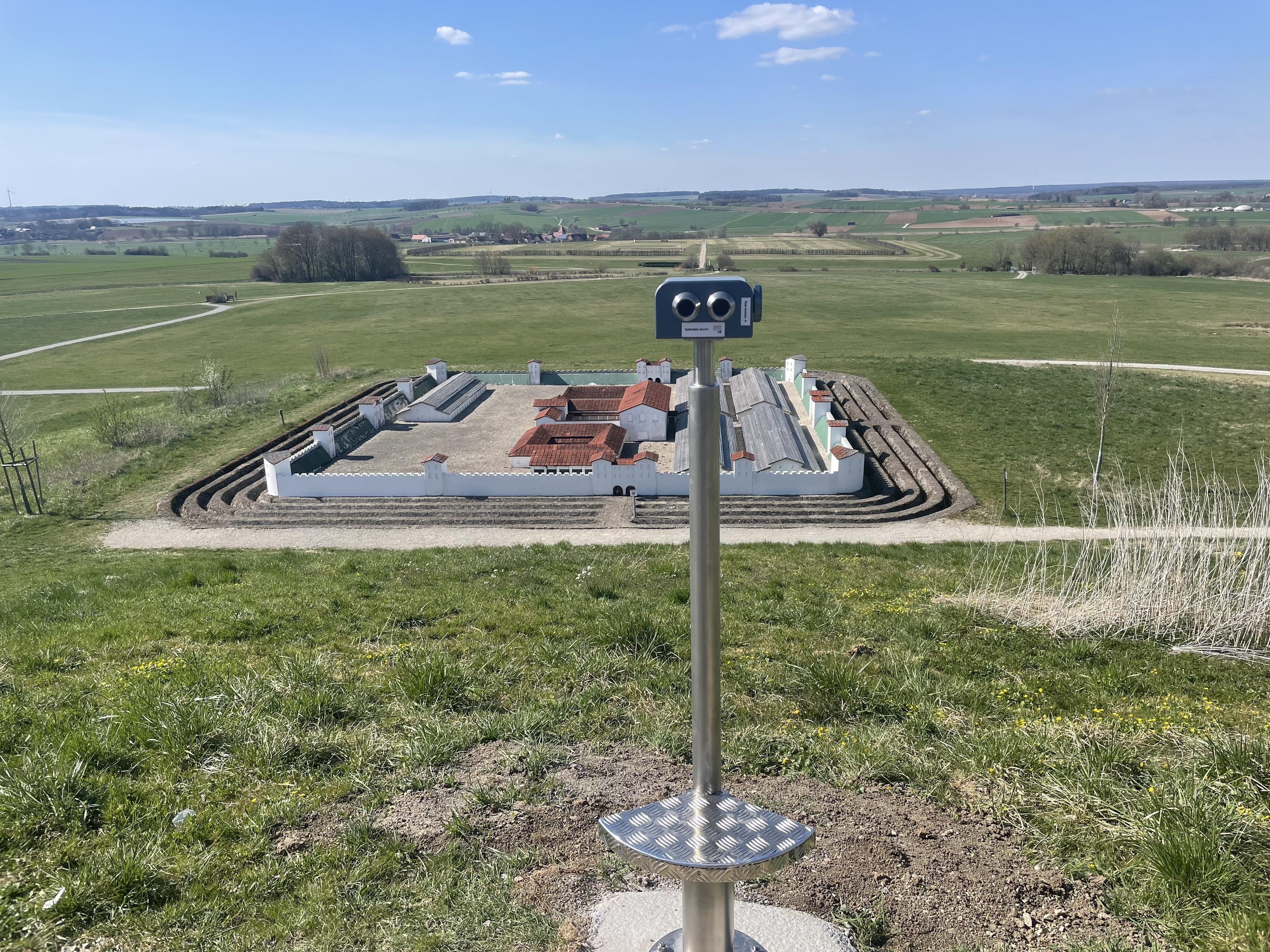 © Das Archäoskop auf dem Aussichtshügel / ©Markus Trodler